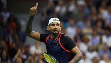 NEW YORK, NEW YORK - SEPTEMBER 04: Nick Kyrgios of Australia reacts against Daniil Medvedev during their Men's Singles Fourth Round match on Day Seven of the 2022 US Open at USTA Billie Jean King National Tennis Center on September 04, 2022 in the Flushing neighborhood of the Queens borough of New York City.   Mike Stobe/Getty Images/AFP
== FOR NEWSPAPERS, INTERNET, TELCOS & TELEVISION USE ONLY ==