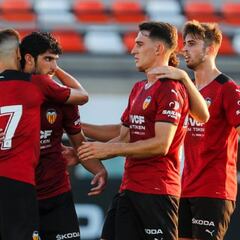 Guedes se deja querer con un gol