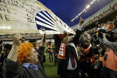 Tribute to Ortí and that contentious Messi goal