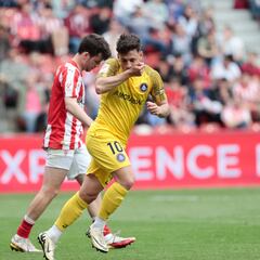 Iván Gil llama a la puerta de Primera... División