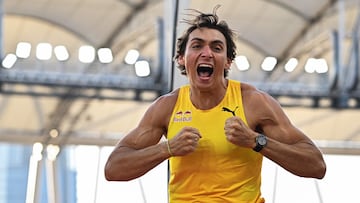 Sweden's Armand Duplantis celebrates after setting a new pole vault world record at 6,29m during the men's pole vault event of the Hungarian Athletics Grand Prix in Budapest, Hungary on August 12, 2025. (Photo by Attila KISBENEDEK / AFP)
