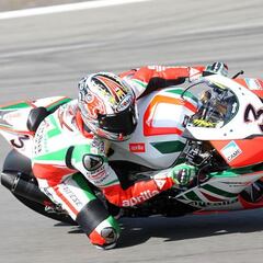 ¿Por qué nadie ha sido capaz de ganar el Mundial de MotoGP y el de Superbikes?