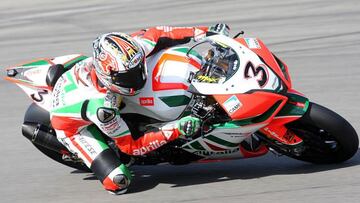 ¿Por qué nadie ha sido capaz de ganar el Mundial de MotoGP y el de Superbikes?