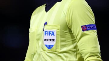 La tarjeta azul llega al fútbol: te resolvemos las 7 principales dudas