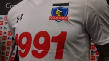 Colo Colo lanza camiseta conmemorativa