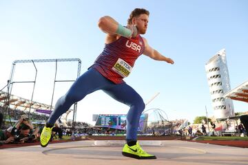 EUGENE, OREGON - JULY 17: Ryan Crouser of Team United States celebrates after winning the gold medal in the Men's Shot Put Final on day three of the World Athletics Championships Oregon22 at Hayward Field on July 17, 2022 in Eugene, Oregon.   Christian Petersen/Getty Images/AFP
== FOR NEWSPAPERS, INTERNET, TELCOS & TELEVISION USE ONLY ==