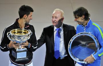 El tenista serbio ganó al español por 5-7, 6-4, 6-2, 6-7 (5) y 7-5.