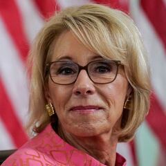 New student loan extension: how many people will benefit and when is the deadline?