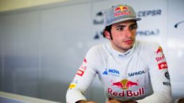 Carlos Sainz, animado para la carrera de mañana.