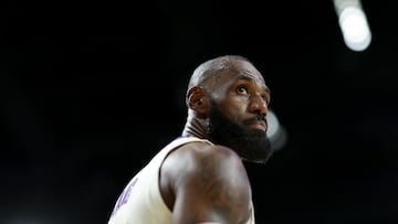 LeBron puts out stern warning after much-needed Lakers win