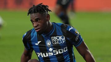 BERGAMO, ITALY - JANUARY 19: Duvan Zapata of Atalanta BC looks on during the Coppa Italia match between Atalanta BC and Spezia Calcio at Gewiss Stadium on January 19, 2023 in Bergamo, Italy. (Photo by Emilio Andreoli/Getty Images)