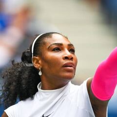 Serena vence a Larsson, iguala a Federer y supera a Navratilova