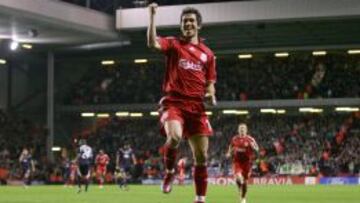 Luis García, durante su etapa en Liverpool donde logró una Champions.