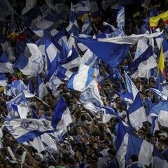 Hinchas de Millonarios ayudan en Bogotá durante el Covid-19