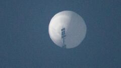 A balloon flies in the sky over Billings, Montana, U.S. February 1, 2023 in this picture obtained from social media. Chase Doak/via REUTERS  THIS IMAGE HAS BEEN SUPPLIED BY A THIRD PARTY. MANDATORY CREDIT.