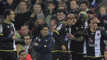 <b>CLAVE. </b>El abaratamiento en las obras del nuevo campo permitirá retener al Guaje en la plantilla.