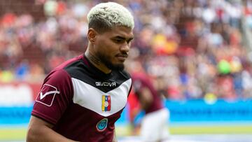 Josef Mart&iacute;nez decidi&oacute; abandonar la Vinotinto debido a que no se sent&iacute;a a gusto con Dudamel, ahora el t&eacute;cnico le abri&oacute; las puertas cuando quiera regresar.