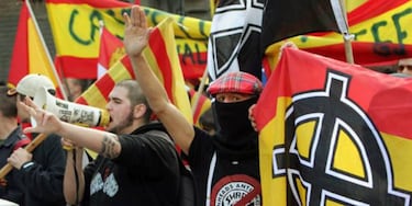 Spanish hooligans held on assault of pregnant Muslim woman
