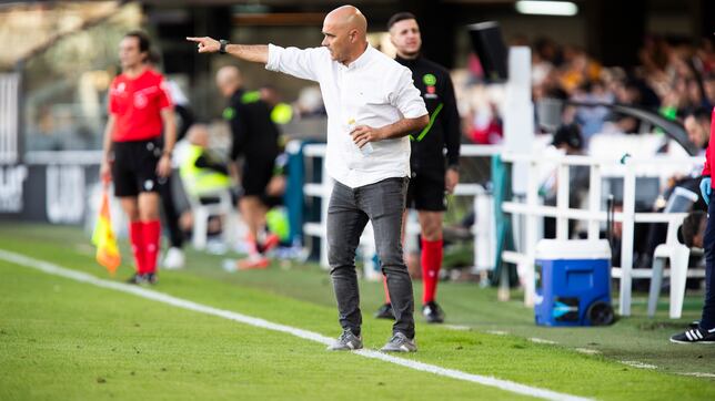 Gilsanz cumple una vuelta en el Depor con números de playoff