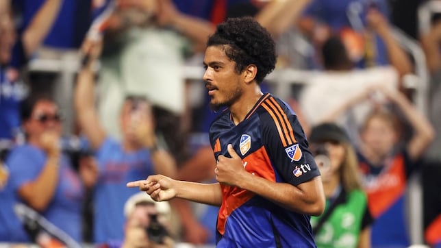 Evander frena a Messi