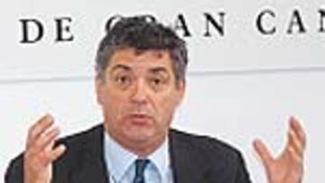 <b>RESPUESTA CONTUNDENTE.</b> Villar, presidente de la FEF.