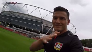 Aránguiz participó en este divertido desafío de tiros libres