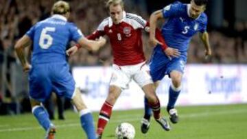 Erikssen pugna con Motta.