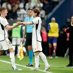 Kroos deja a Modric como el último sobreviviente de un mediocampo legendario en el Madrid