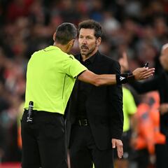 Expediente a Simeone y al Liverpool