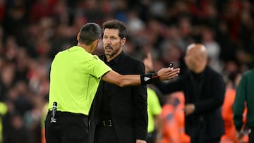 Atletico Madrid's Argentine coach Diego Simeone is sent off by the Italian referee Maurizio Mariani during the UEFA Champions League first round football match between Liverpool and Atletico Madrid at Anfield in Liverpool, north west England on September 17, 2025. (Photo by Oli SCARFF / AFP)
