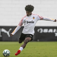 El Valencia y el rompecabezas para ceder a Correia