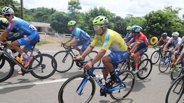 Luis Carlos Chía se quedó con la tercera etapa de la Vuelta a Colombia.