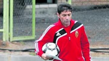 <b>DOS FRENTES. </b>Marcelino, en la sesión de ayer, está pendiente de dos frentes: el mercado y sus papeles.