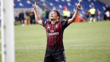 Carlos Bacca viajó con el Milan a Alemania, en donde jugará un amistoso preparatorio para el inicio de la nueva temporada.