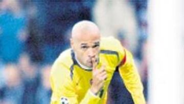 <b>AMENAZA. </b>Henry marcó el gol en el Bernabéu.