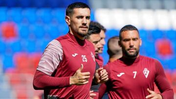 Chema, entrenando en Ipurua