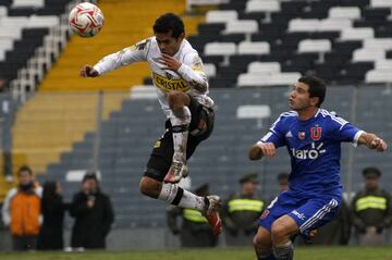 Tenía cierto cartel en Argentina, pero en Colo Colo no rindió. En el clásico veraniego fue titular en el mediocampo.