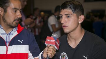 El delantero mexicano volvió a ser convocado por el entrenador Matías Almeyda de cara al duelo del próximo sábado ante los Pumas.