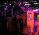 Un Kyle Kuzma (21+13) titular brilla en el regreso de D'Angelo