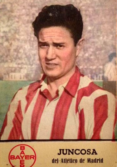 De 1944 a 1955, ele tocou com o Atlico D Madrid.