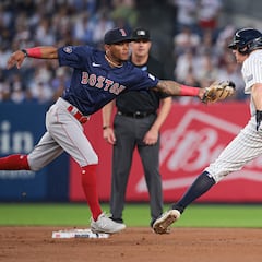 Los Red Sox le pegan a los Yankees en el Bronx