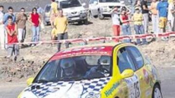 <b>GANADOR. </b>Benito Rodríguez venció con el coche de Godoy.
