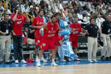 El 3 de septiembre de 2006 la Selección Española hizo historia al ganar por primera vez el oro en un Mundial de Baloncesto en Japón. La final fue contra Grecia.
 