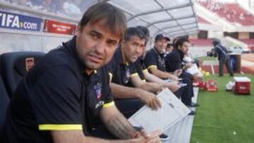 Sierra junto a Reyes en un partido de Colo Colo por el Clausura.