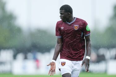 El lateral izquierdo de Senegal ha tenido un comienzo de temporada con mucha participación en el West Ham United. Fue fichado por el West Ham en julio de 2025 procedente del Slavia Praga por 22 millones de euros. Ha jugado 7 partidos de Premier League y 1 de EFL Cup. Diouf ha sido una pieza constante en la defensa del club inglés.