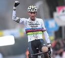Van der Poel suma y sigue