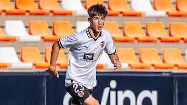 Jaume Dur, la joya de Paterna que brilla con la seleccin sub-17