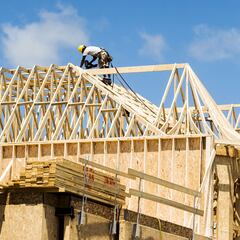 How much do carpenters earn per hour in the US: What is the average salary?