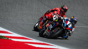 Triplete de Razgatlioglu y doble podio de Bautista