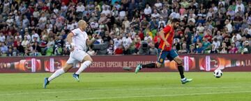 Iago Aspas scores the winning goal after a great pass from Costa. (1-0)